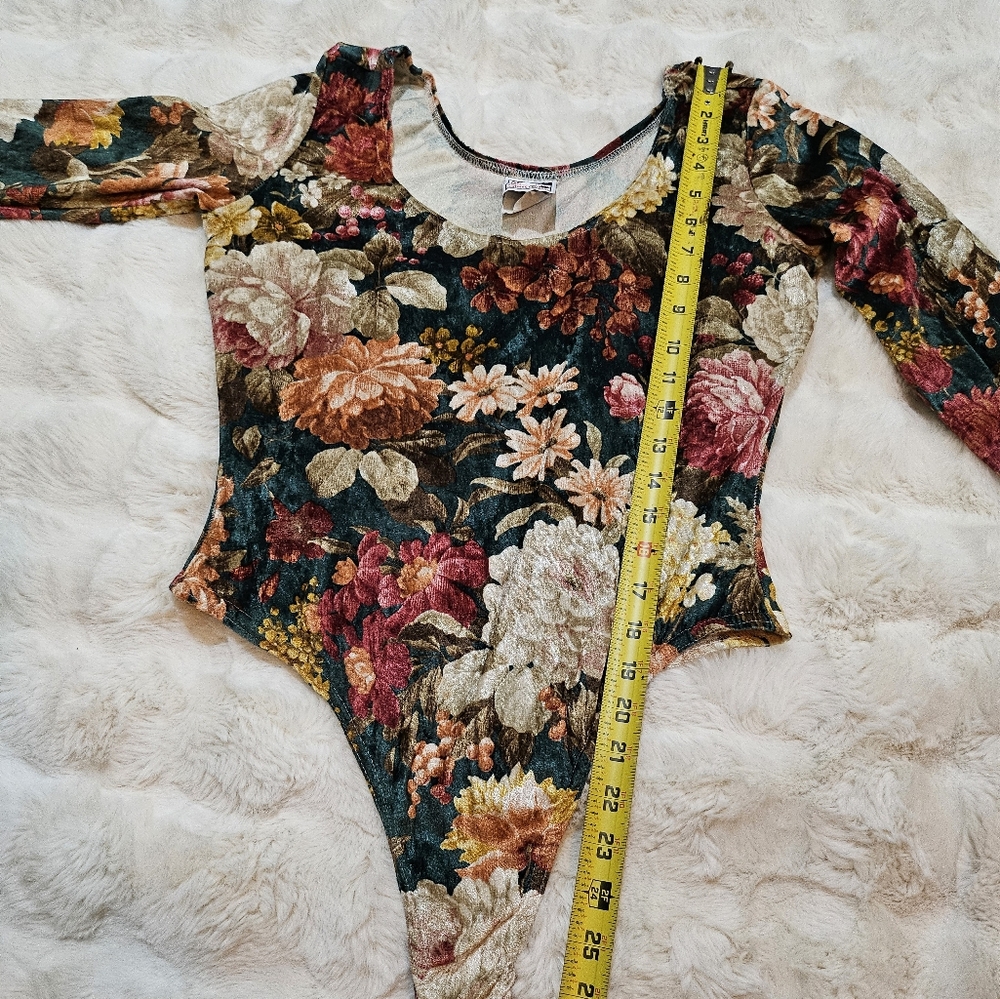 Vintage On The Run Floral Bodysuit - Picture 6 of 6